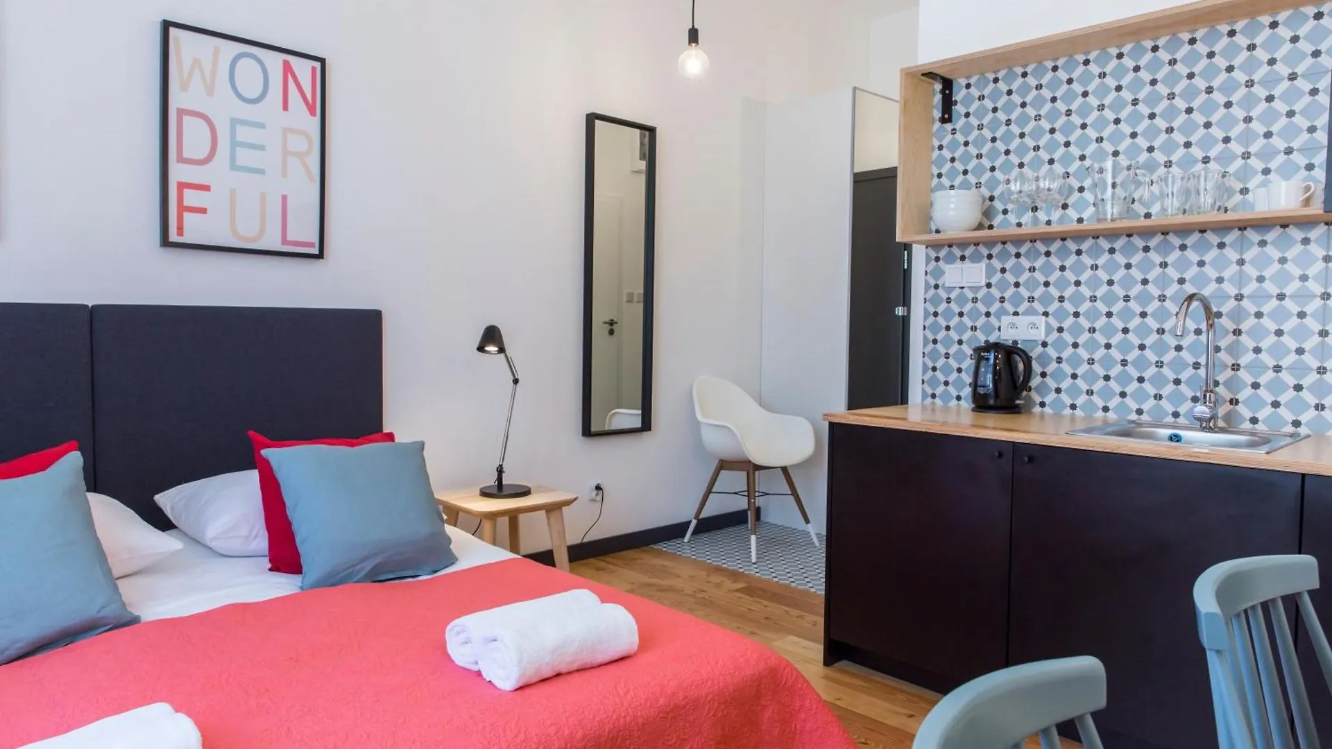 19Rooms Краков 0*,  Польша